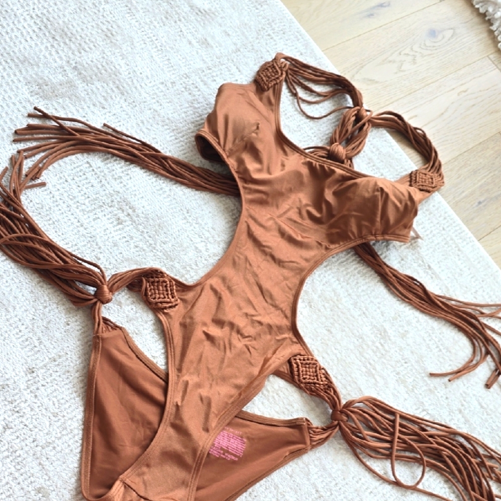 Victoria's Secret Tan One Piece Swimsuit Classic Scoop Neckline